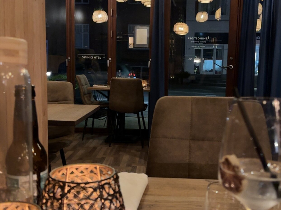 Leth Dining