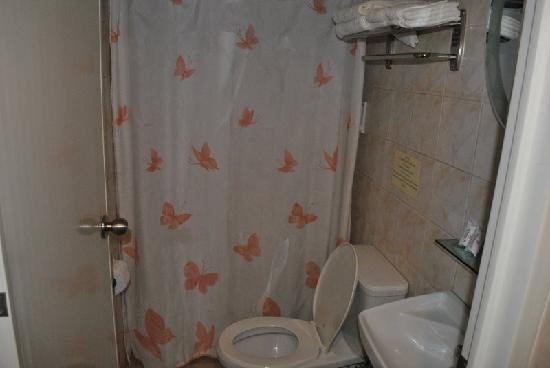 YM Business Inn Hotel & Restaurant-浴室