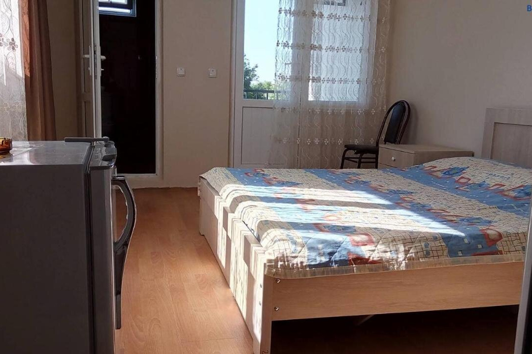 Mari Guest House