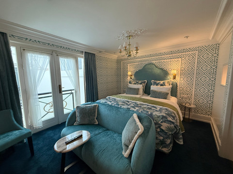 爱斯特荷瑞亚酒店主图