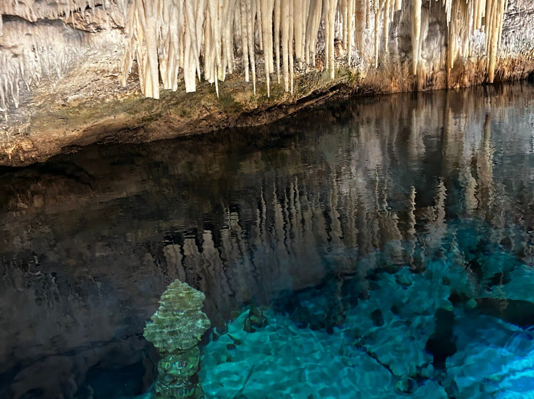Crystal & Fantasy Caves-Hamilton Parish必去景点