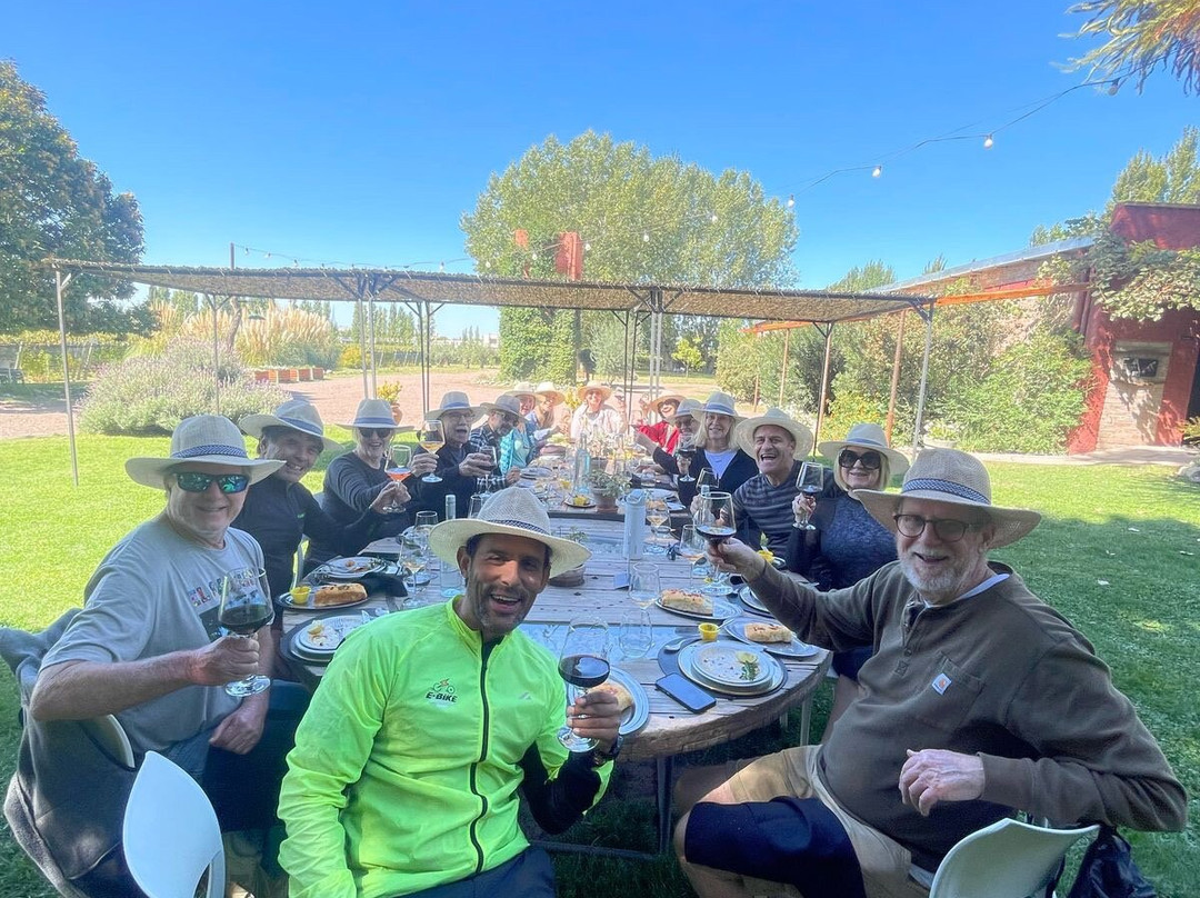 Spanish Language Institute - Day Course-奎尔纳瓦卡必去景点