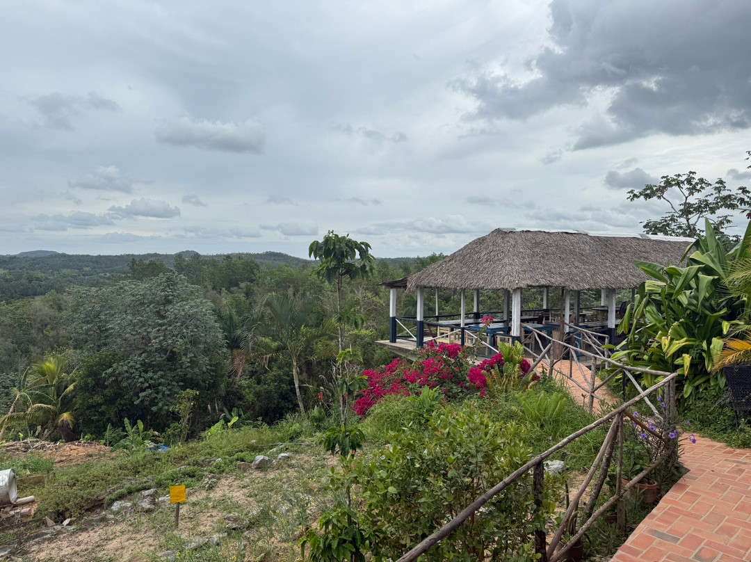 Taxi Vinales Cuba-维纳勒斯必去景点
