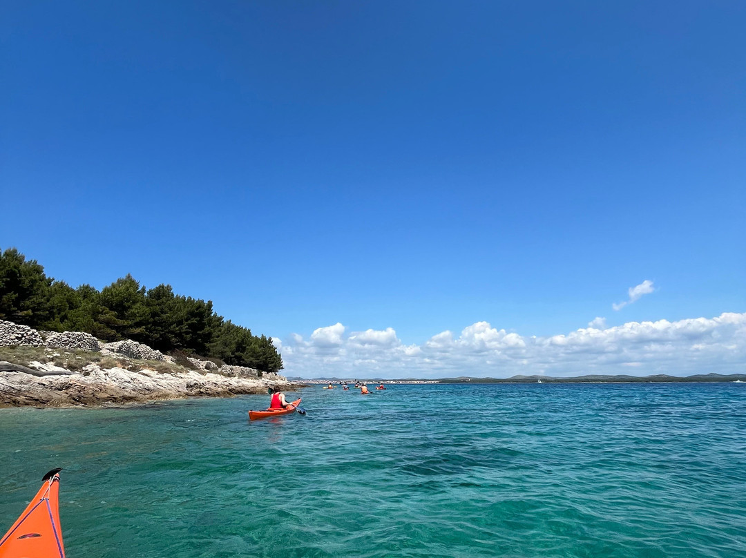 Peak and Paddle Croatia-Zlarin Island必去景点