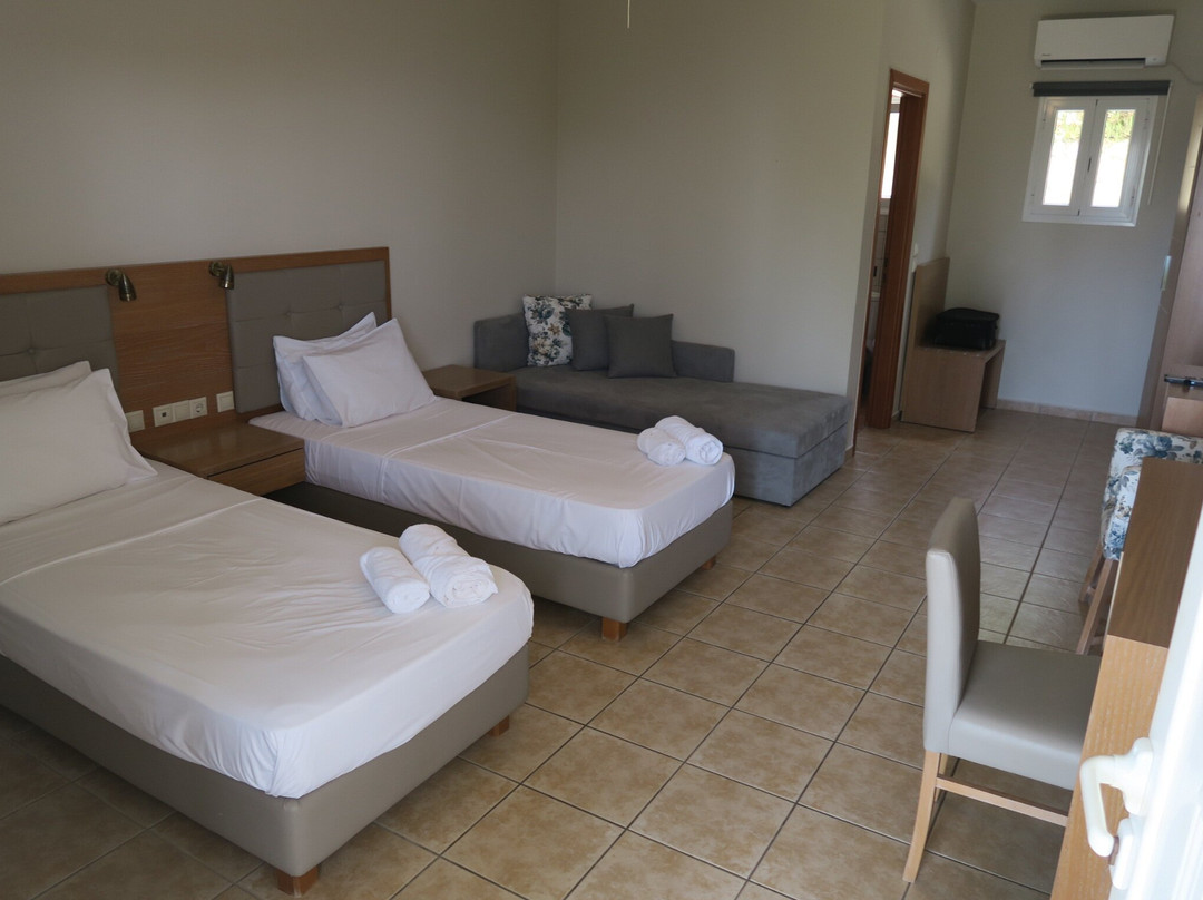 Dionysos Village Resort主图