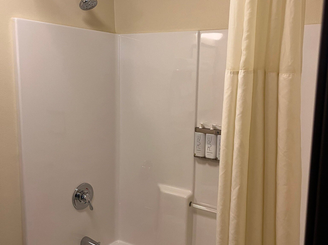 My Place Hotel-Marquette, MI主图