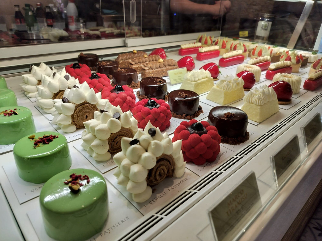 Gemelli Pastry Shop