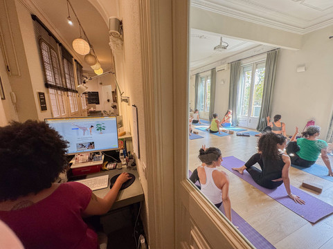 Mandiram Escuela de Yoga Eixample