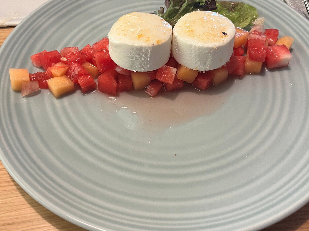 Hotel Gasthaus Hirschen主图