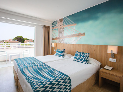 BQ 萨拉酒店 - 限成人主图