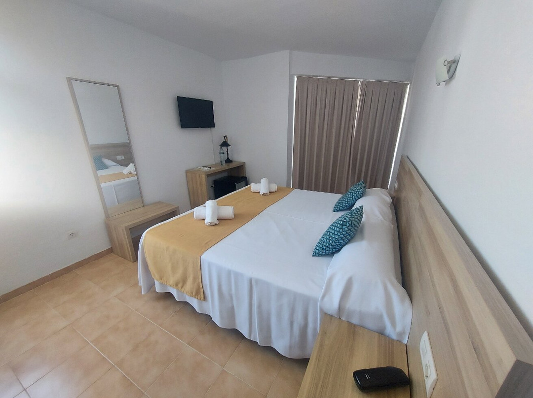 Suncoast Ibiza Hotel主图