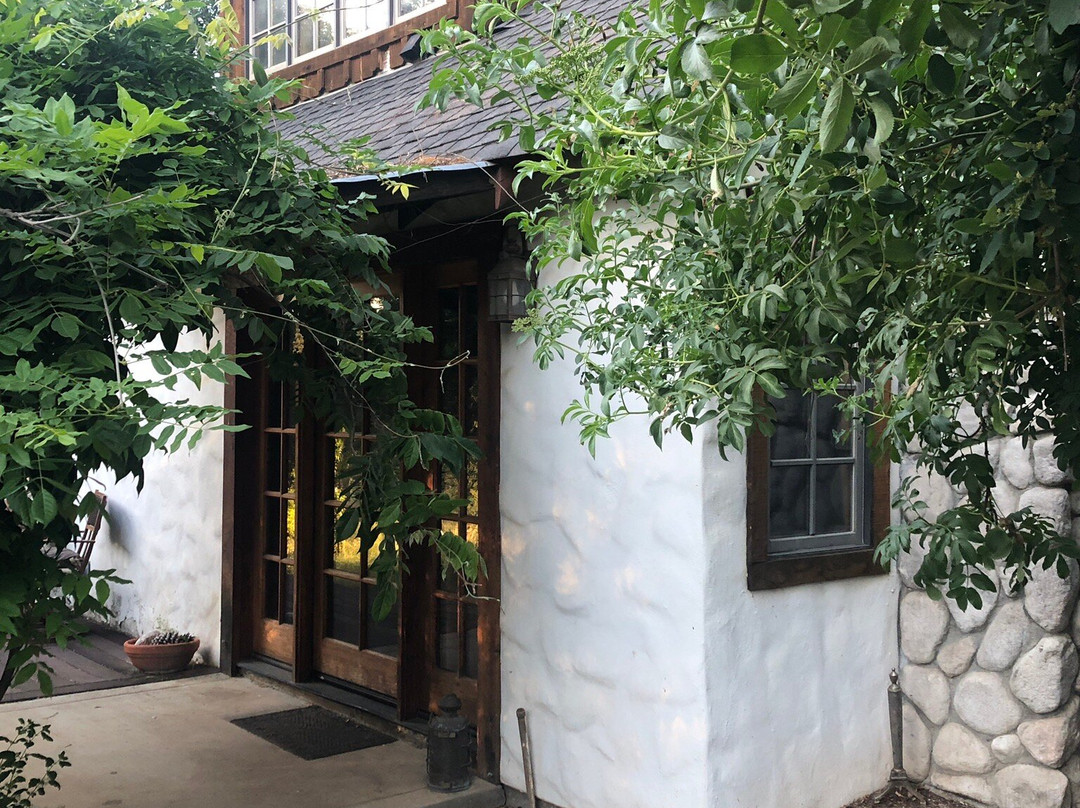 Yosemite Rose Bed & Breakfast主图