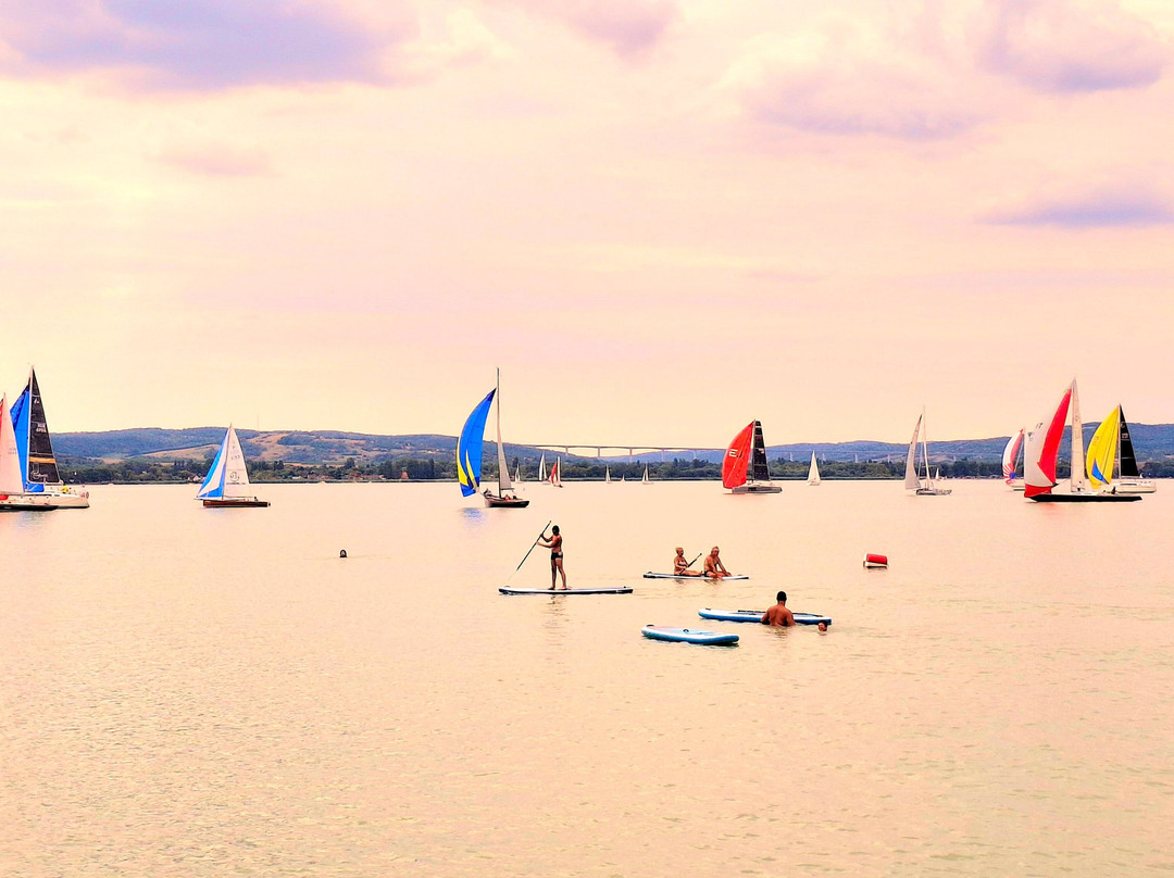 Lake Balaton-Somogy County必去景点