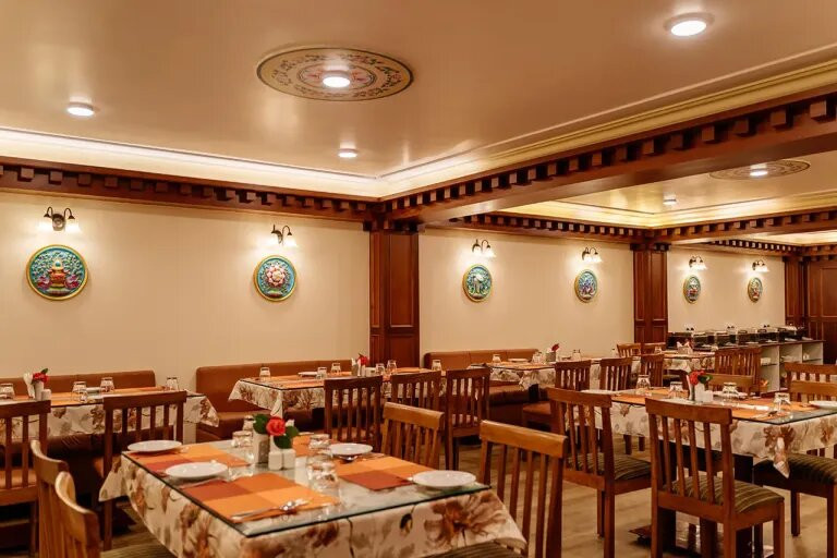 Grains Pure Veg by Udaan Tashi Gakhil, Lachung