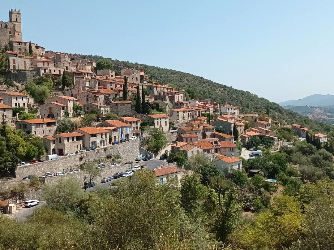Village Abandonne de Comes-Eus必去景点