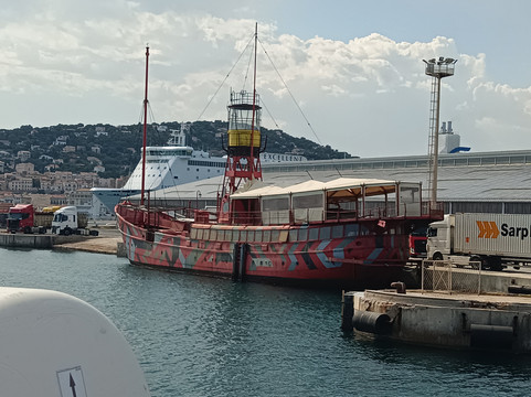 Vision Sous marine-赛特必去景点