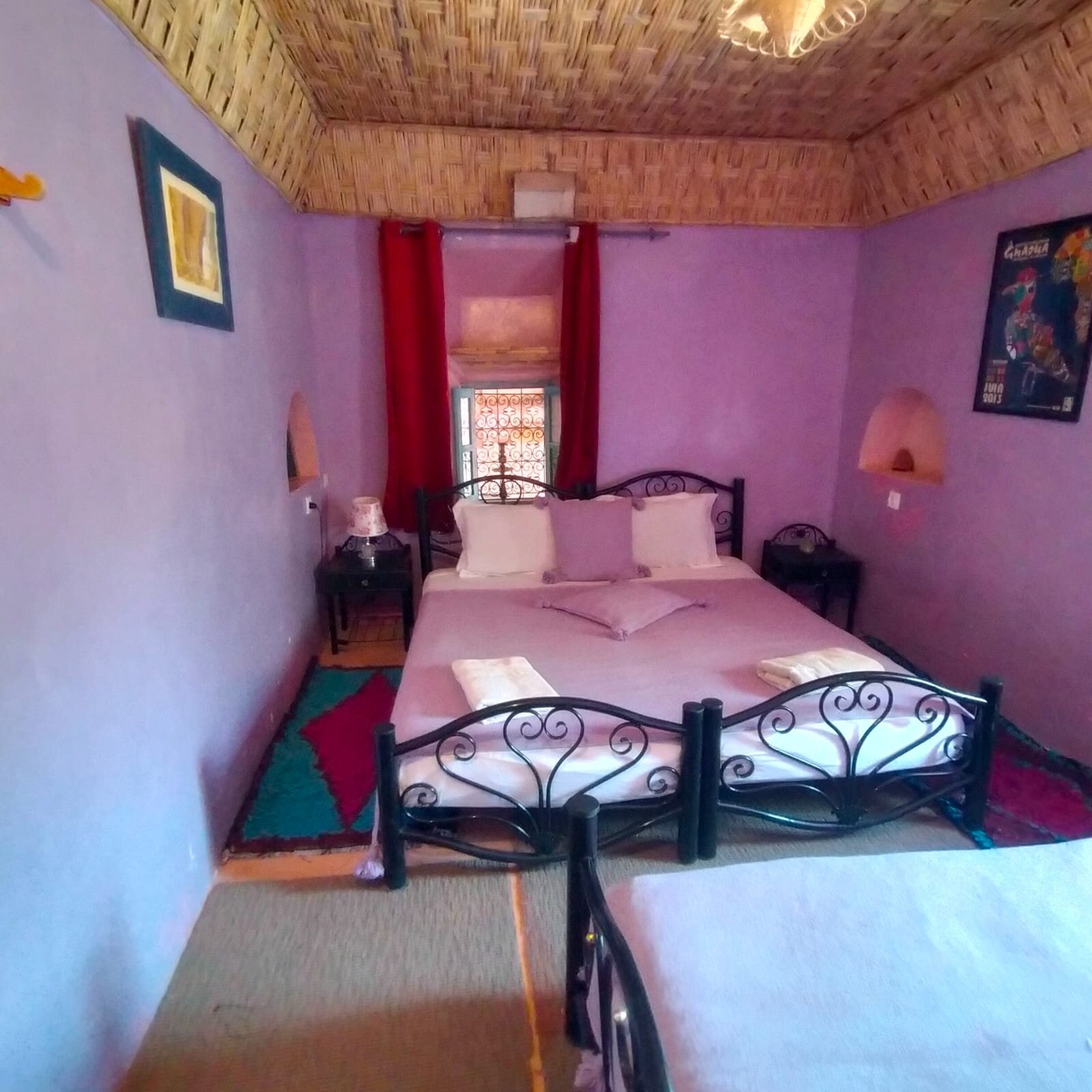 卡斯巴本阿里旅馆-客卧