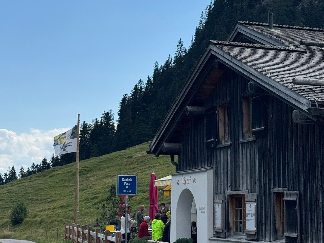Domat/Ems餐馆和美食-Berggasthaus Überuf Kunkelspass