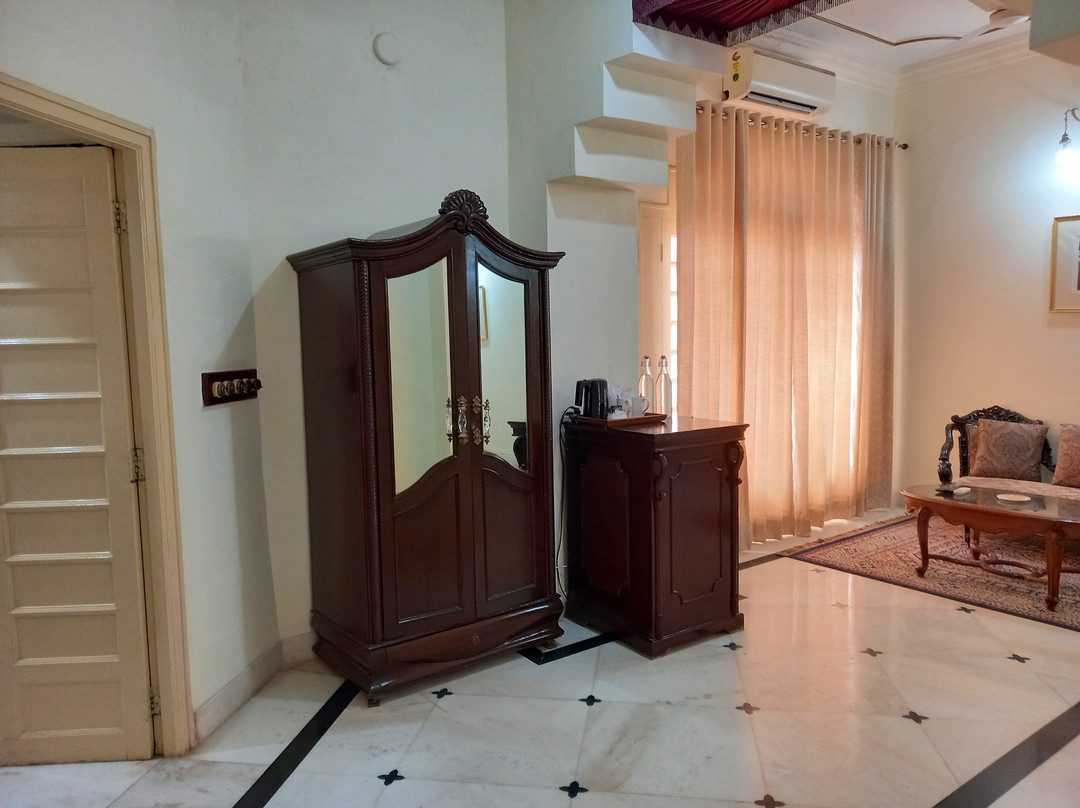 拉克西米尼瓦斯宫酒店主图