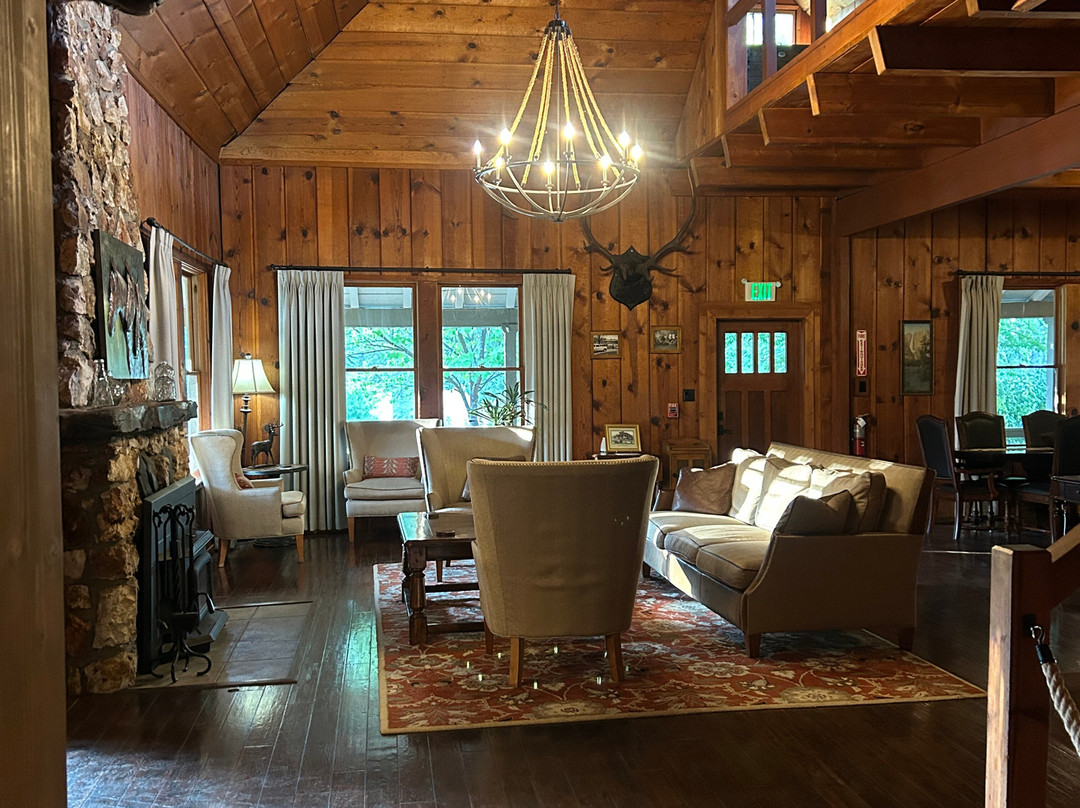 塞拉天空牧场酒店主图