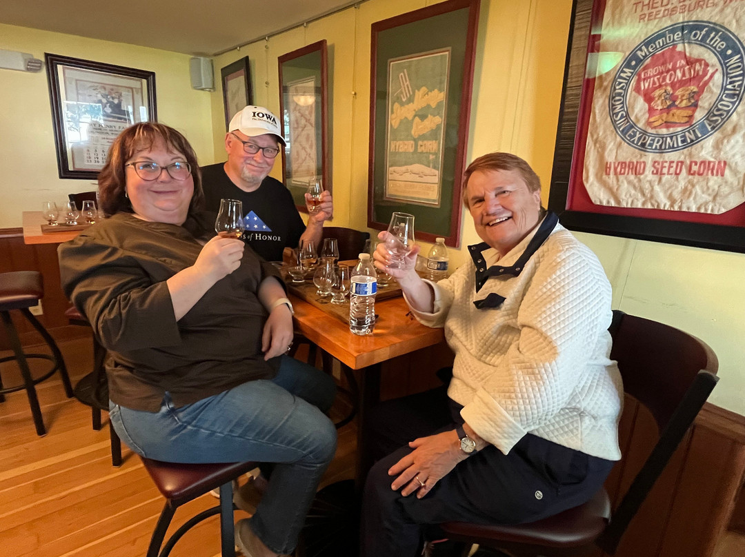 J. Henry & Sons-Dane必去景点