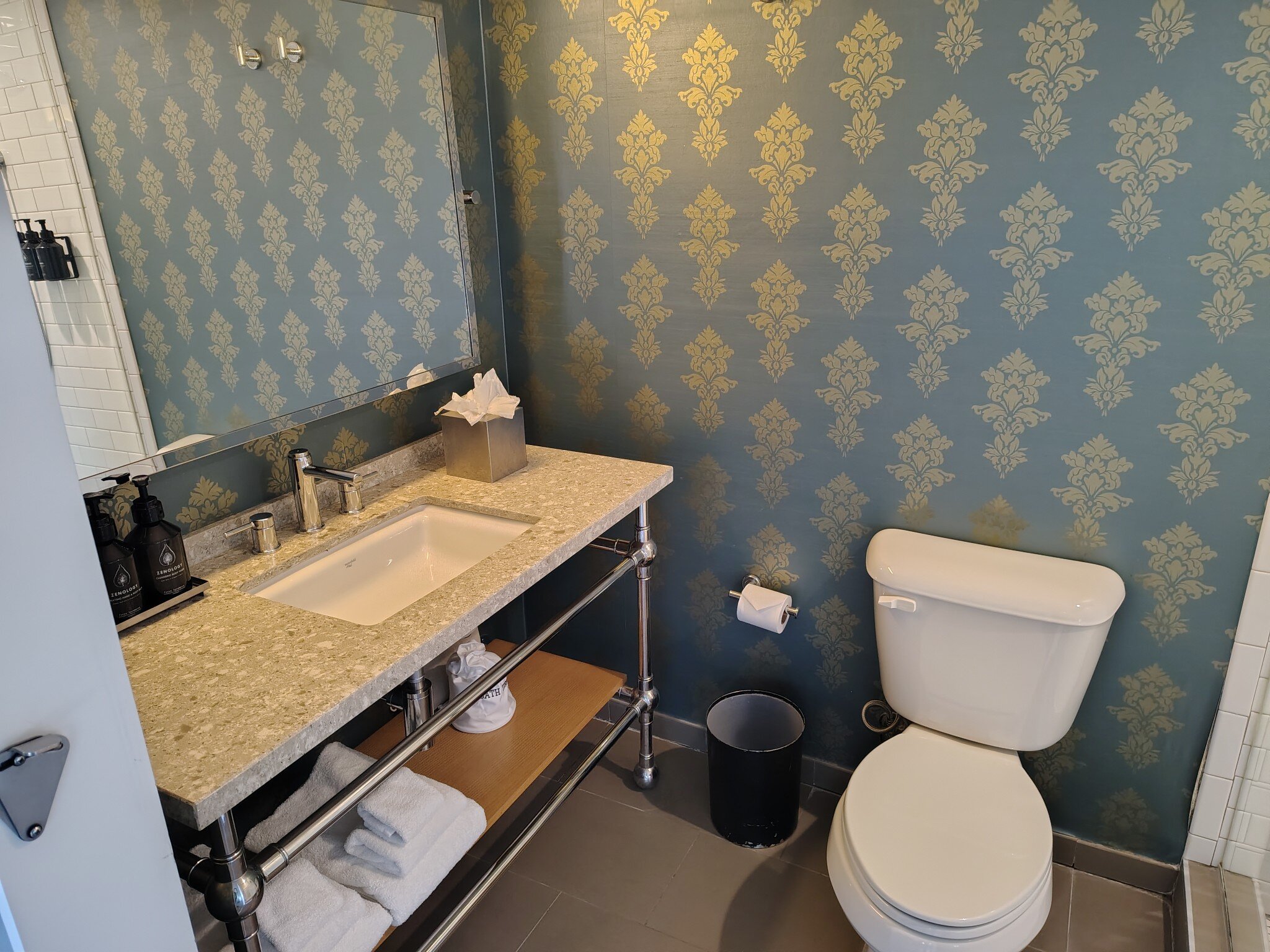 Hotel Indigo Old Town Alexandria by IHG-浴室