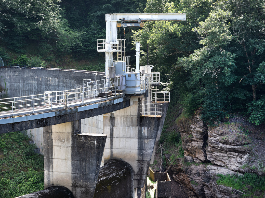 Barrage De La Luzège