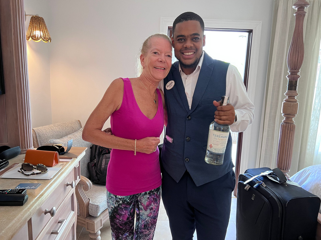 桑德尔斯皇家加勒比海及私人岛屿全包酒店主图