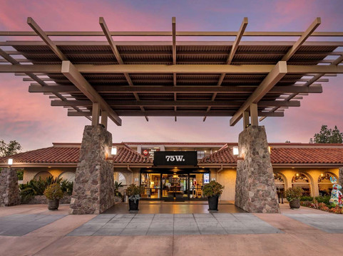 千橡市酒店住宿-普拉斯千橡贝斯汀韦斯特恩酒店