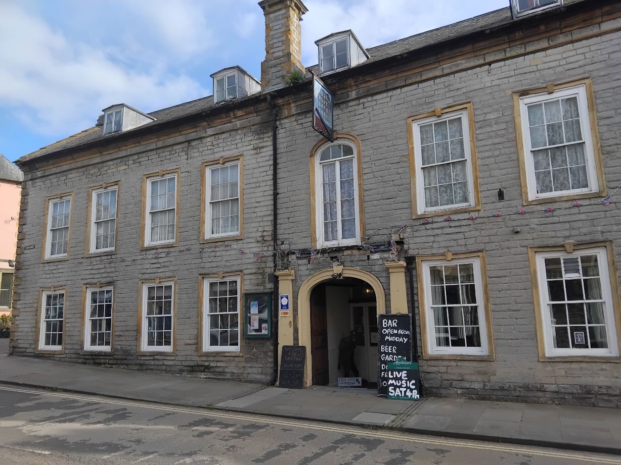 Langport Arms Hotel-浴室