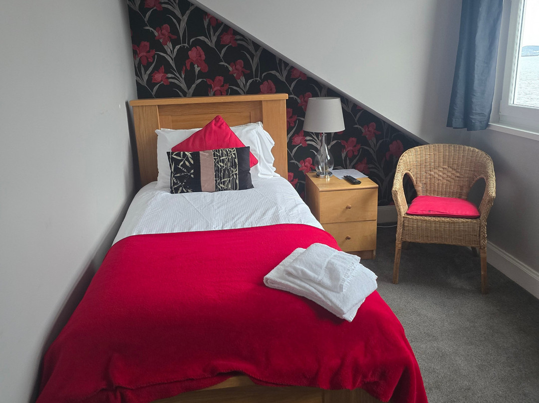 The Broom Lodge主图