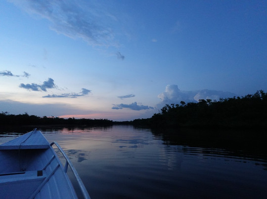 Off Roads Travel-玛瑙斯必去景点