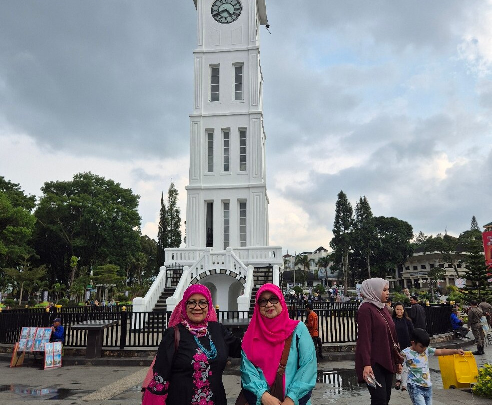 Bukittinggi Clock Tower-武吉丁宜必去景点