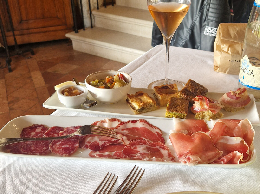 Tenuta & Agriturismo Ambrosini-Cazzago San Martino必去景点
