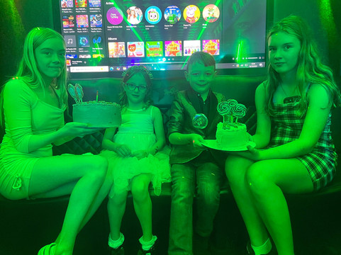 Rockstar Party Bus-爱丁堡必去景点