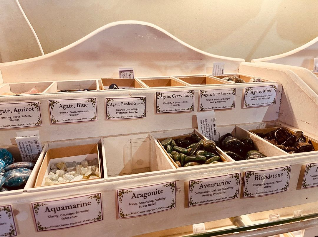 Tir na nOg Holistic Centre & Shop-Balfron必去景点