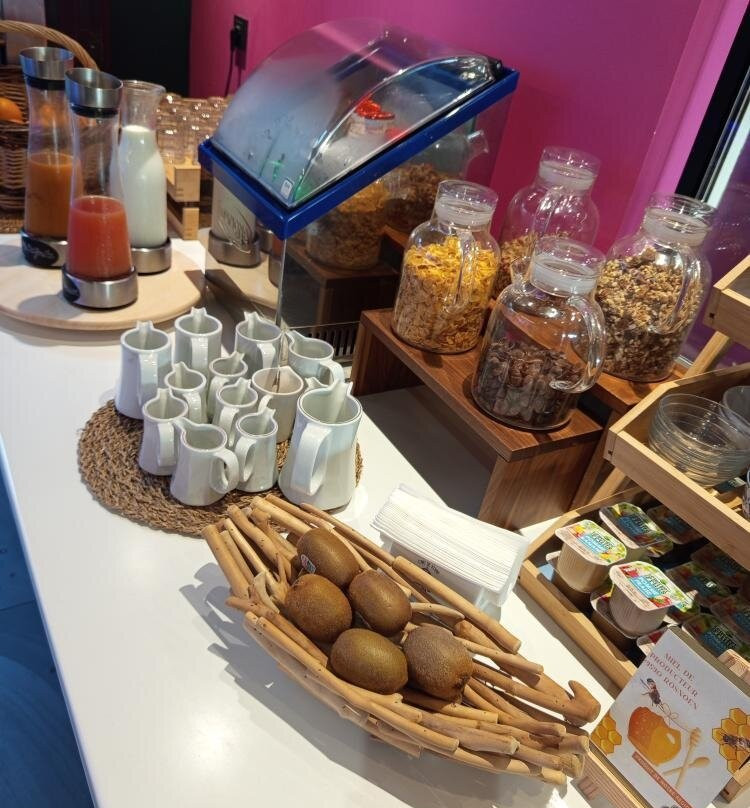 塔拉萨酒店主图