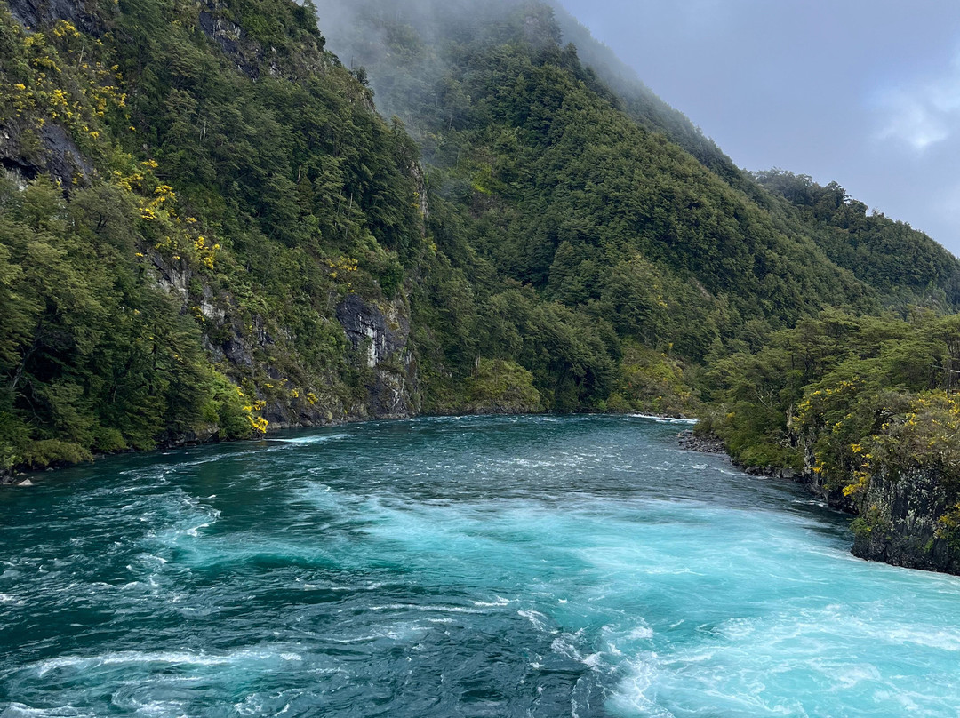 Saltos del Petrohue-巴拉斯港必去景点
