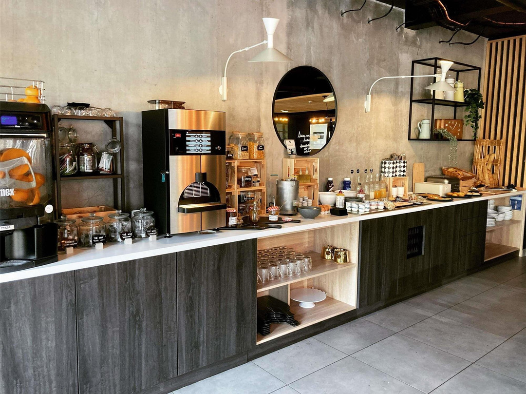 宜必思尚品德勒中央火车站酒店主图