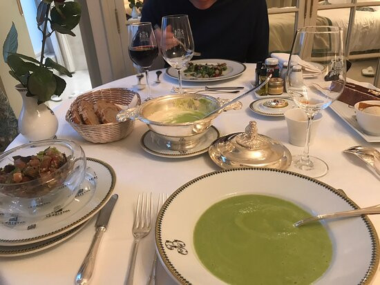 巴黎勒布里斯托酒店主图