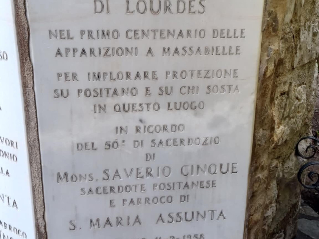 Statua Della Madonna Del Lourdes-波西塔诺必去景点