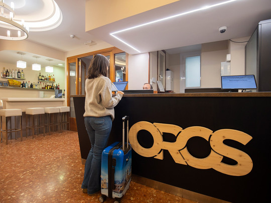 Hotel Oros by Evenia主图