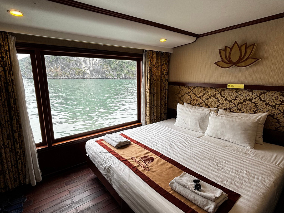 东方帆船-下龙湾必去景点