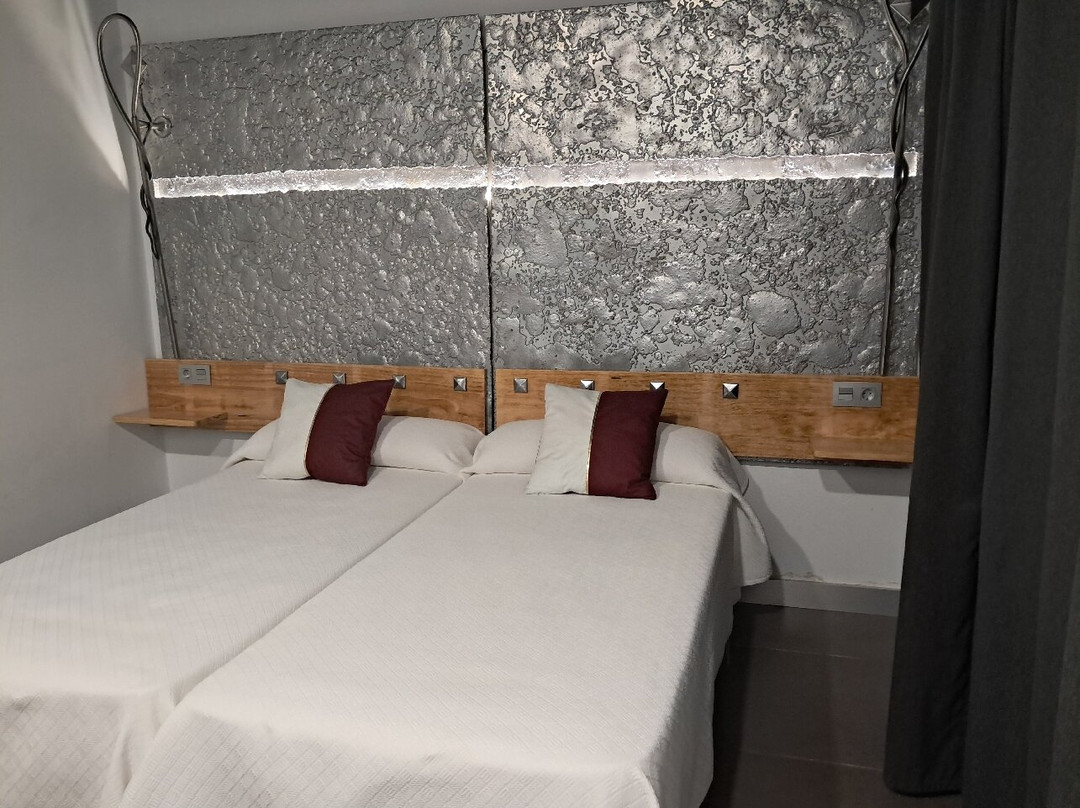 Valdepenas de Jaen酒店住宿-Hotel ACG