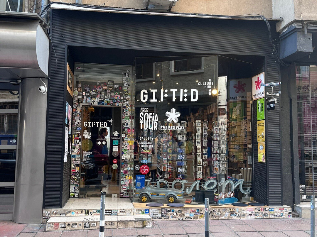 The Red Flat-索非亚必去景点