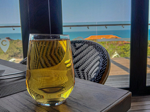 首都辛巴利酒店主图