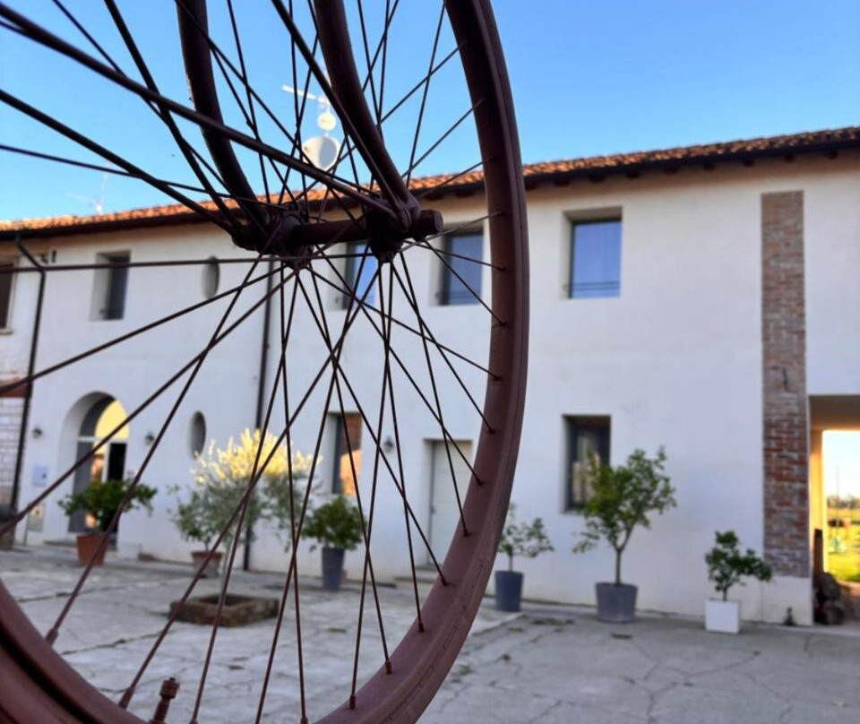 FORESTERIA LOMBARDA BED and BIKE CREMONA