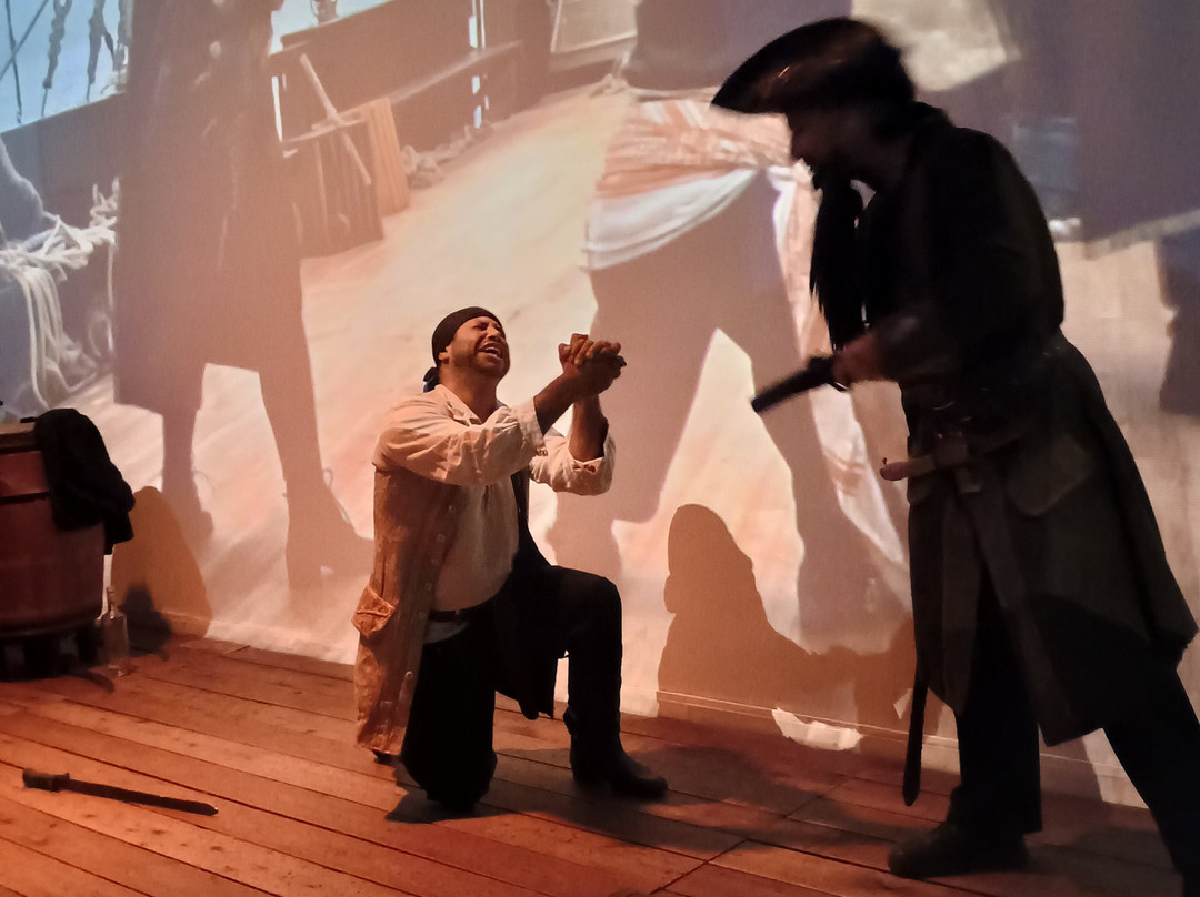 Aventura Pirata-康泊琉海水浴场必去景点