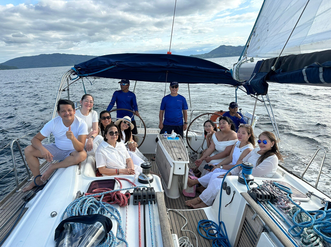 Sunset Sailing By PYCS-Mabini必去景点