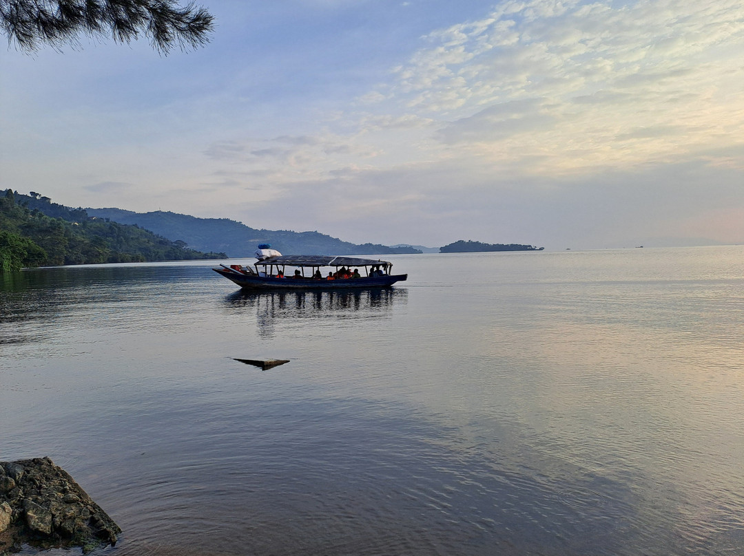 Go Gisenyi Tours-吉塞尼必去景点